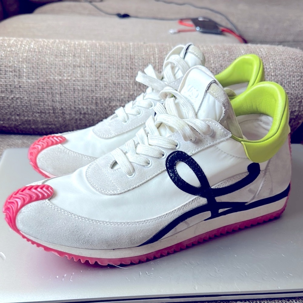 Flow runner trainers , very good condition, without box or dust bag